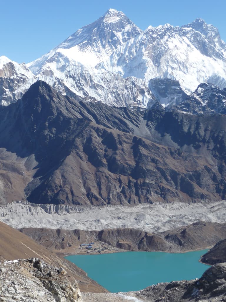 Everest  Gokyo trekking 2011