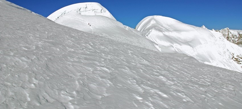 Покорение вершин - Peak climbing in Nepal